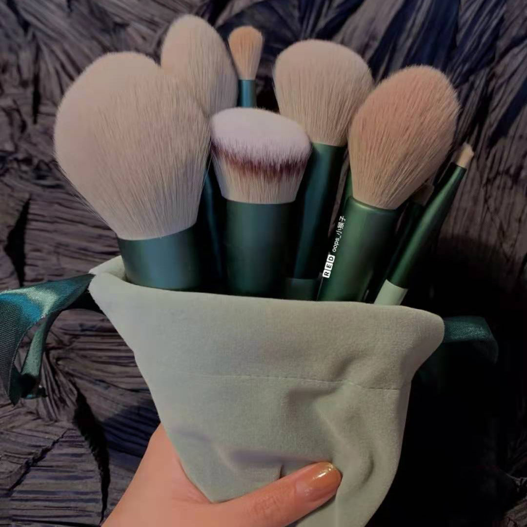 13-Piece Makeup Brush Set – Soft Synthetic Brushes for Foundation, Blush & Eye